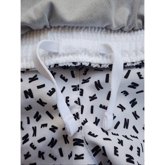 Nike Dri-FIT Athletic Running Shorts Teens XL White Black Print Liner - Picture 7 of 16